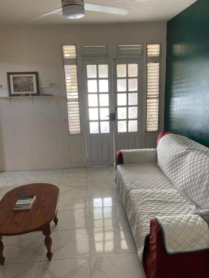 Sympathique Pied A Terre A Schoelcher Eksteriør billede